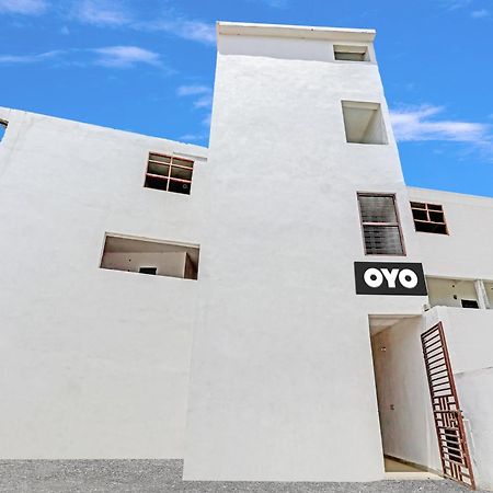 Super Hotel O Easy Stay Inn Lucknow Extérieur photo