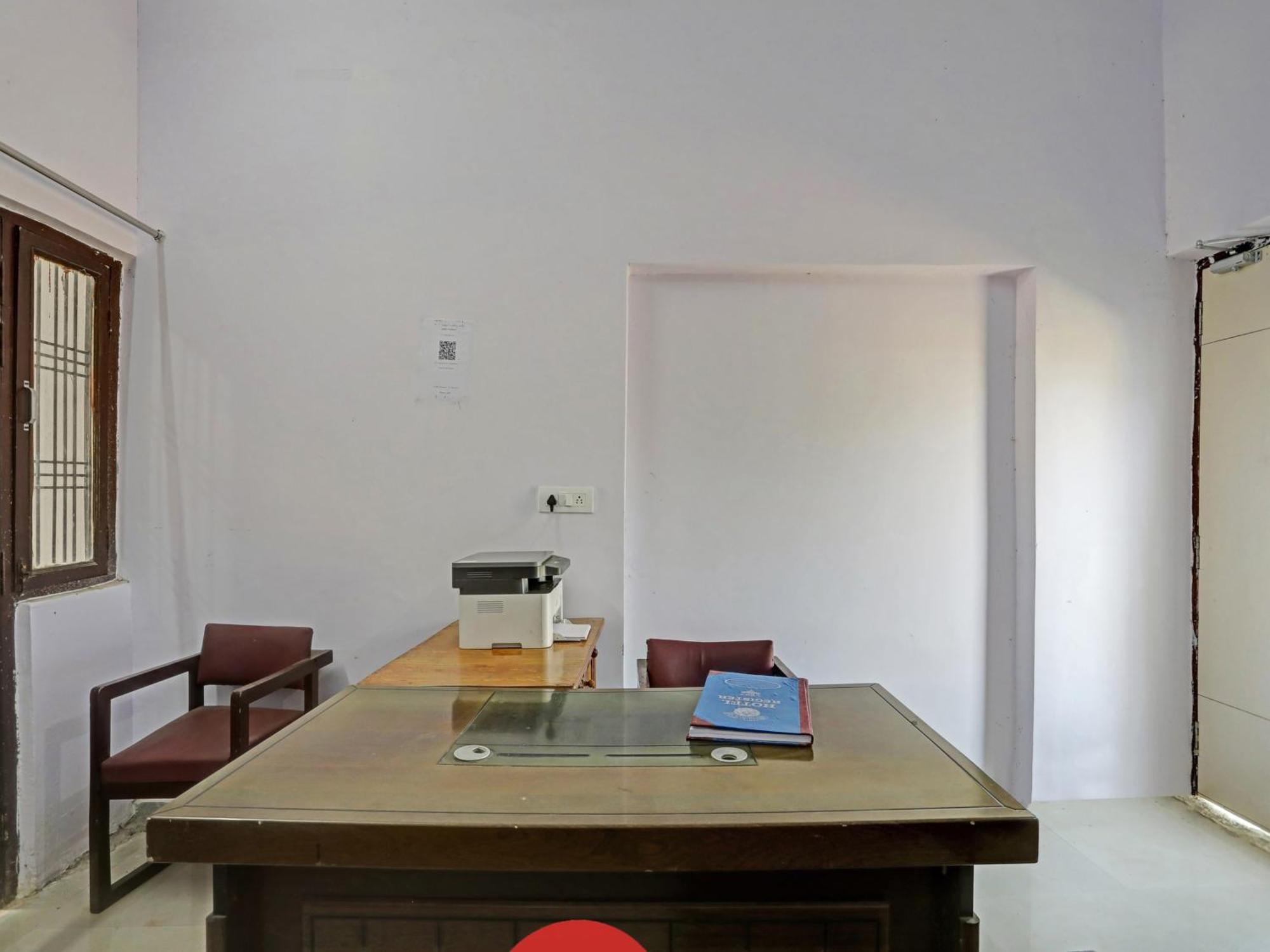 Super Hotel O Easy Stay Inn Lucknow Extérieur photo